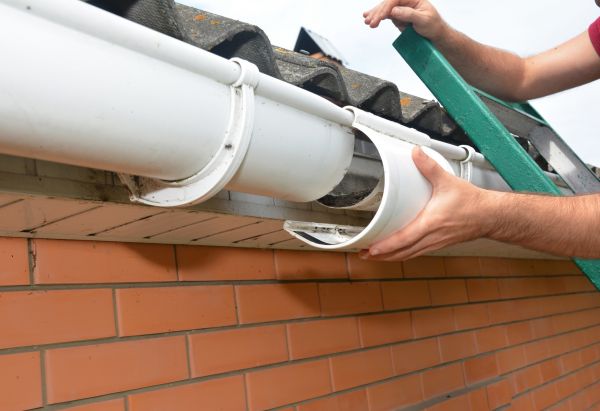 Gutter Maintenance in Carrollton